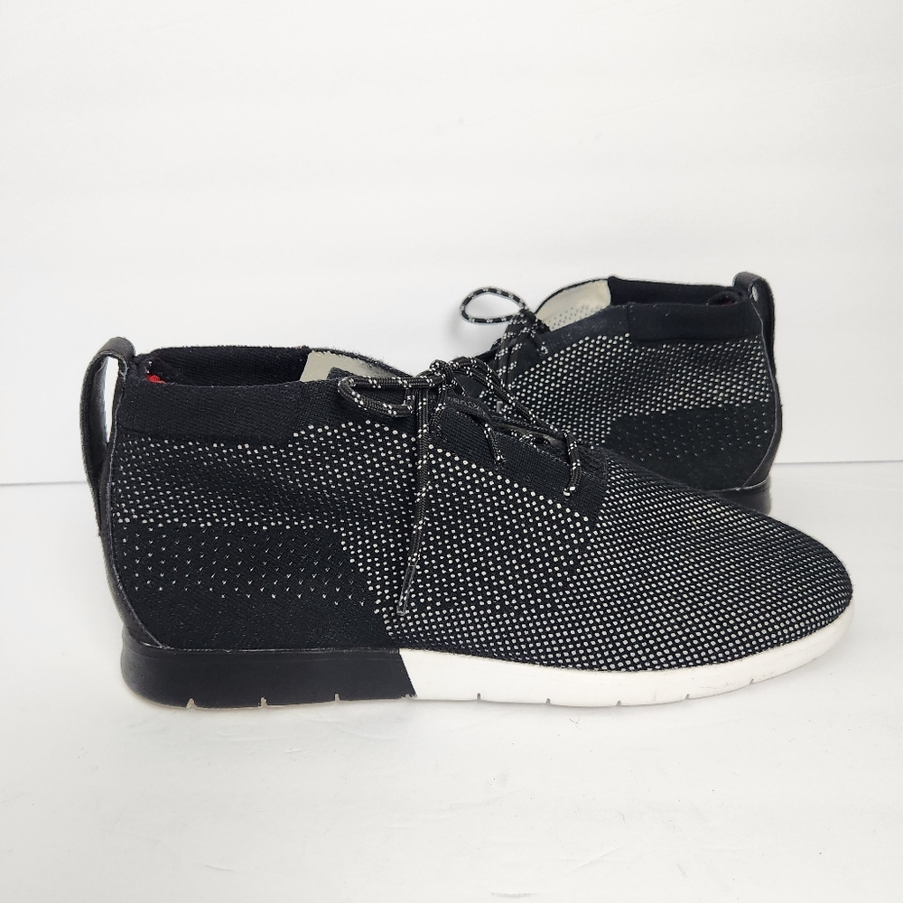 UGG Freamon Hyperweave Men’s Size 11 Black Lace Up Knit Chukka Bootie 1015610
